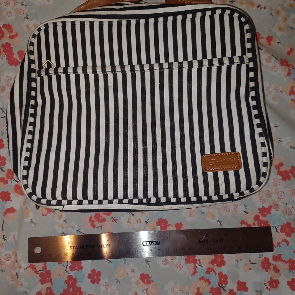 BOSIDU travel makeup bag
